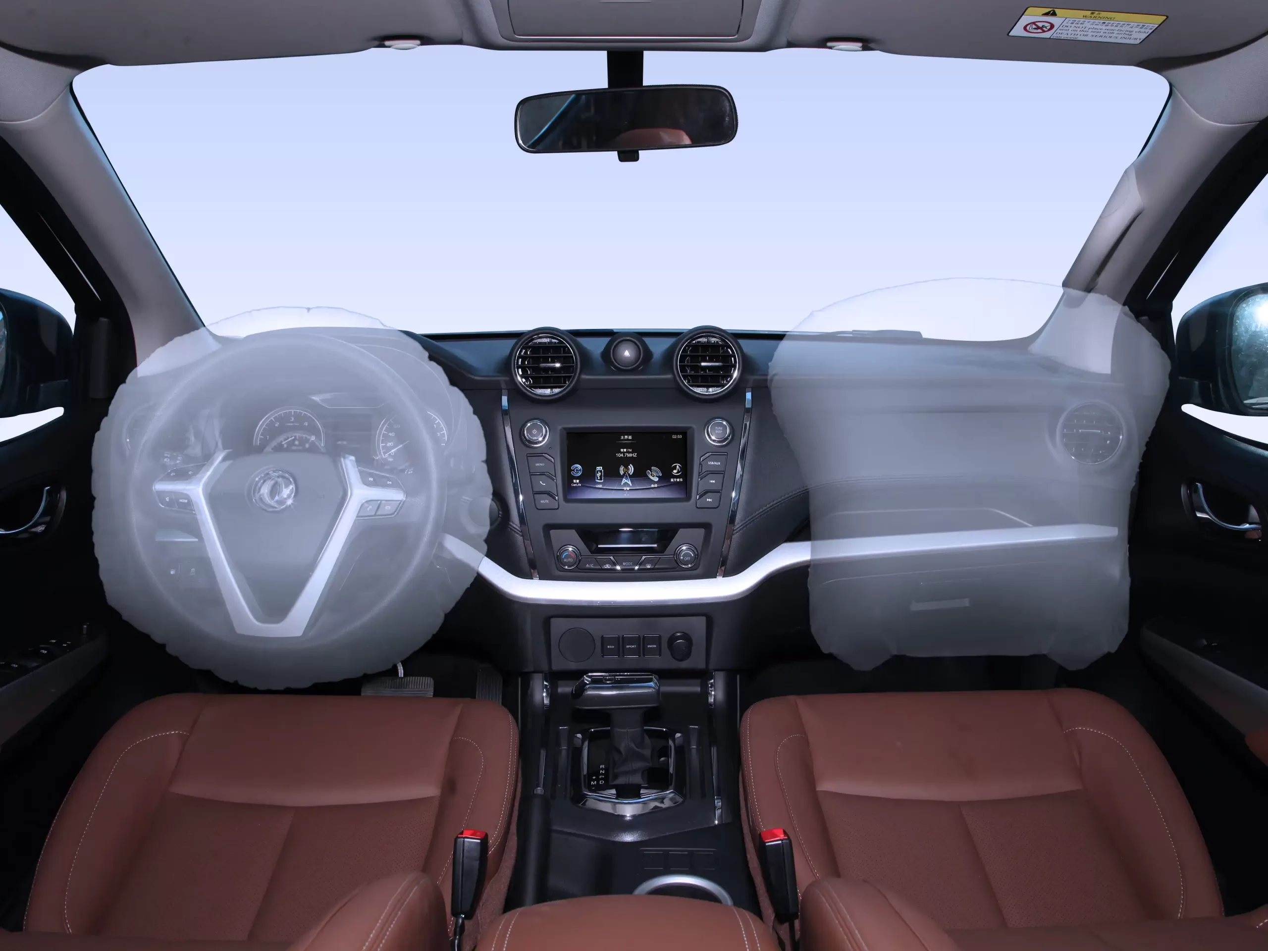 interior luxury rich 6 diesel airbags scaled Dongfeng Forthing Panama | Carbone