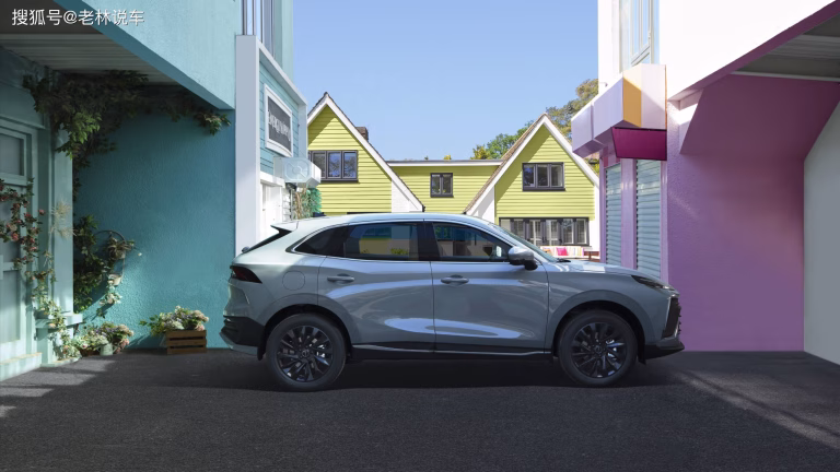 lateral montaje t5 hev scaled 1 Dongfeng Forthing Panama | Carbone